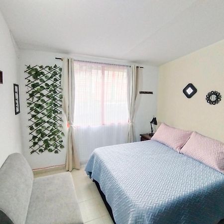 Apartamento Familiar Privado 101 Con Bano Cocina Tv Wifi Sala ซาเลนโต ภายนอก รูปภาพ