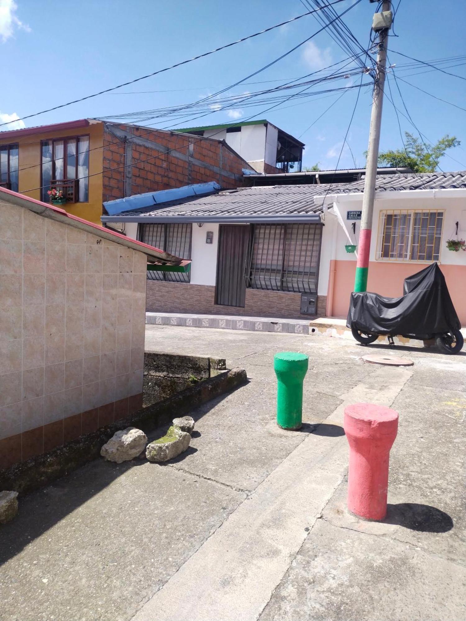 Apartamento Familiar Privado 101 Con Bano Cocina Tv Wifi Sala ซาเลนโต ภายนอก รูปภาพ